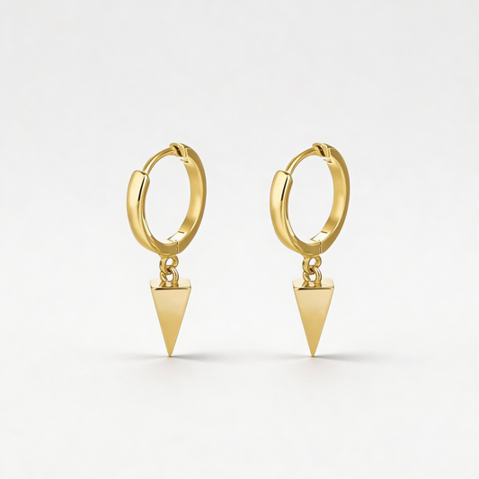 Boucle d'Oreille Pyramide Minimaliste – Acier Inoxydable Plaqué Or Femme